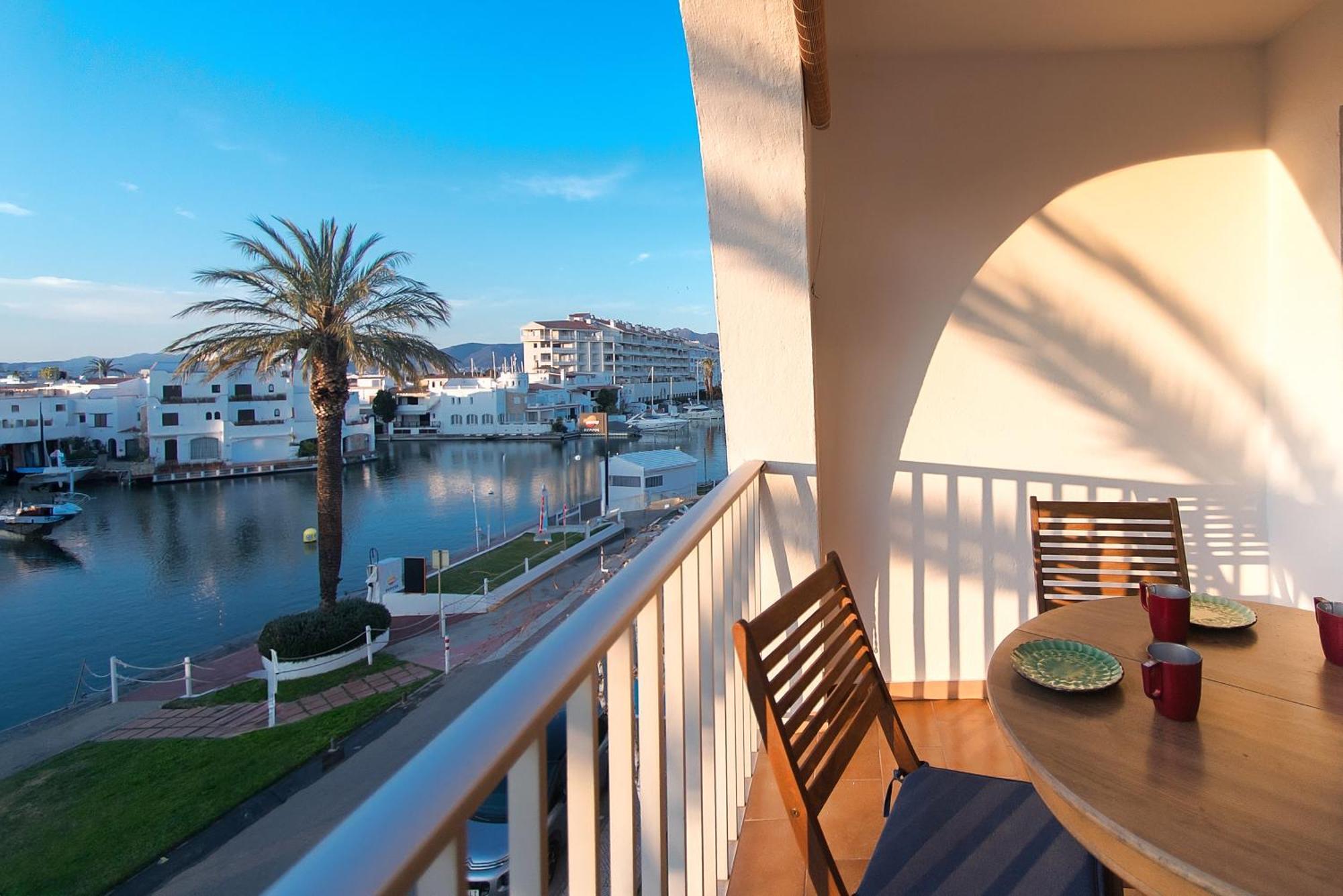 Apartment Welcs Estudio 229 Emp Con Vista Al Canal Empuriabrava